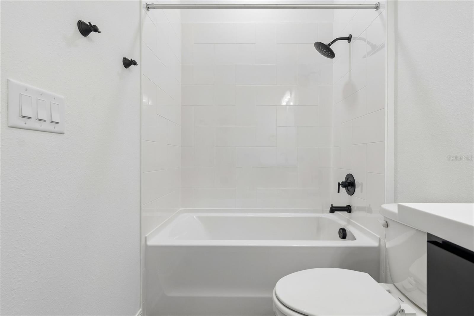 11837 MOONSAIL DR — photo 32