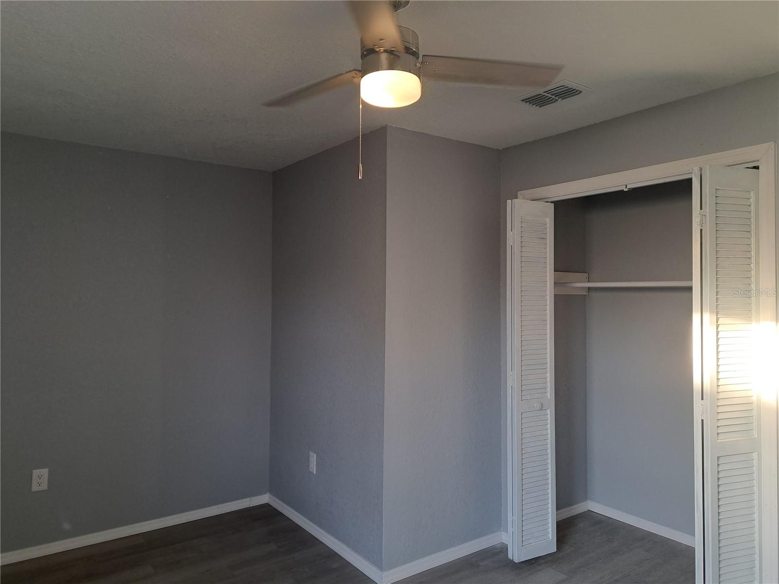 26 CLINTWOOD AVE — photo 40