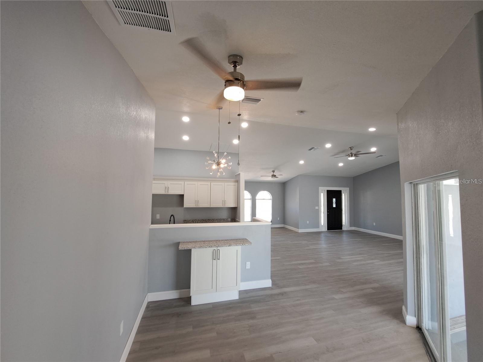 26 CLINTWOOD AVE — photo 32