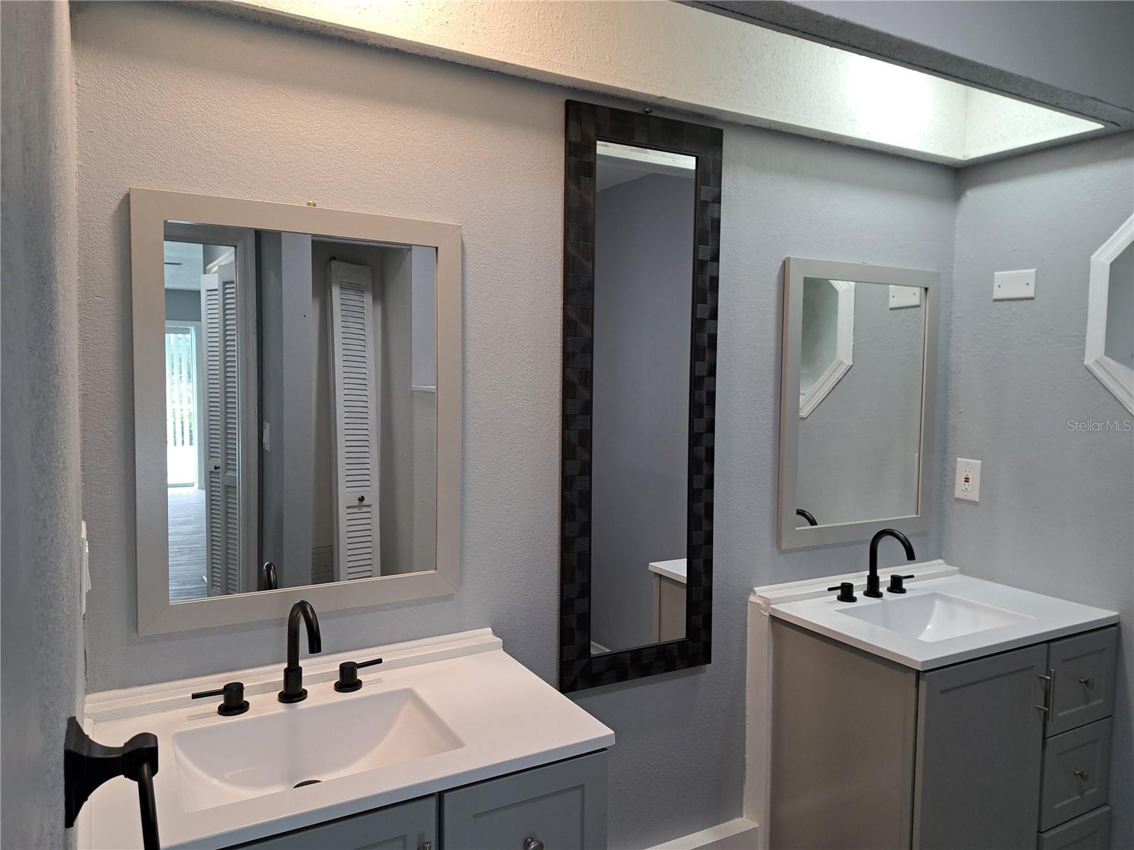 26 CLINTWOOD AVE — photo 53