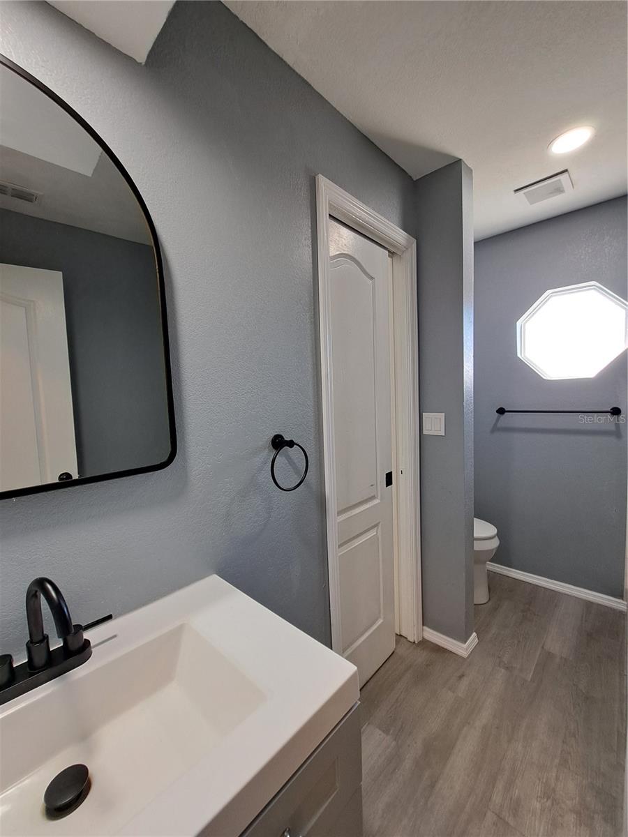 26 CLINTWOOD AVE — photo 34