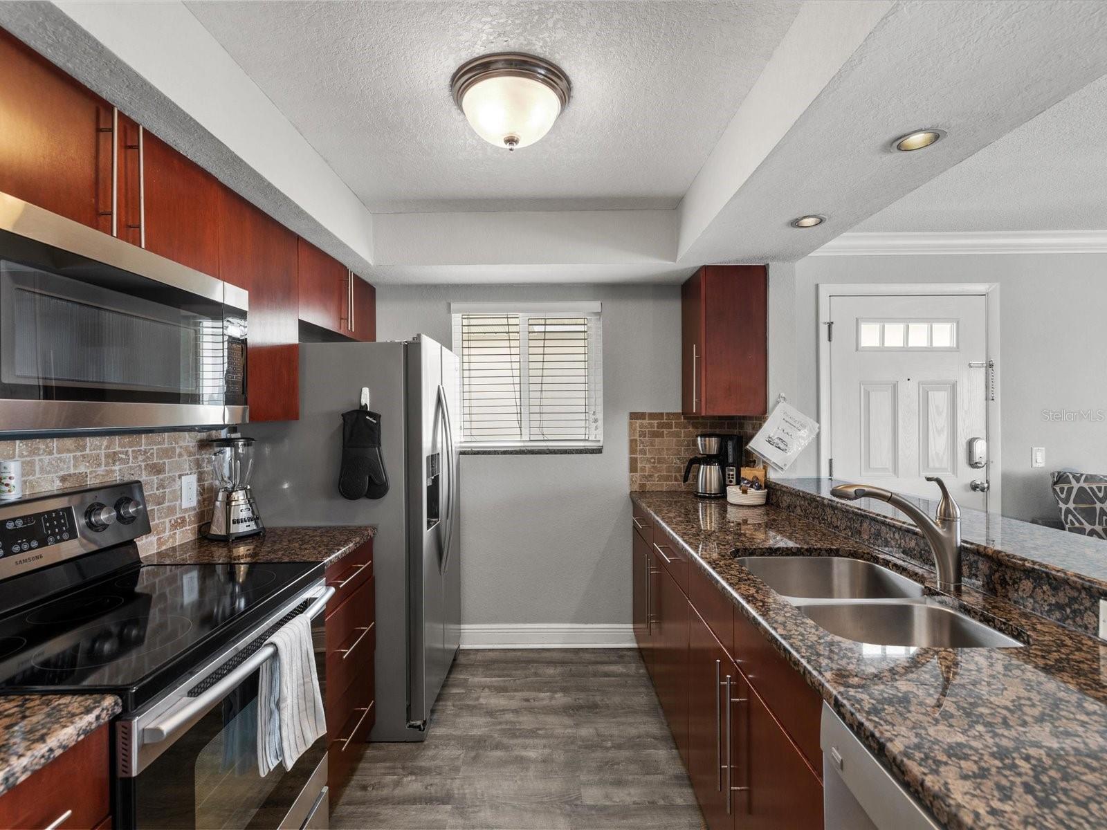 185 BRIGHTWATER DR #5 — photo 18