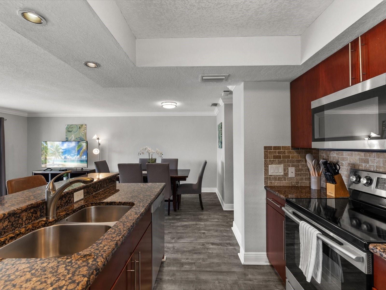 185 BRIGHTWATER DR #5 — photo 25