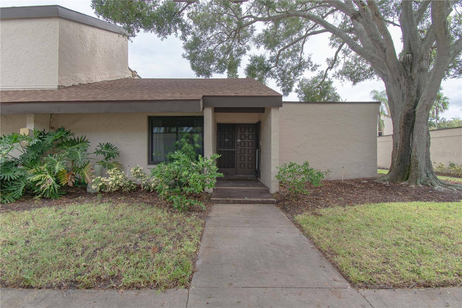 2207 BELLEAIR RD #B22 — photo 2