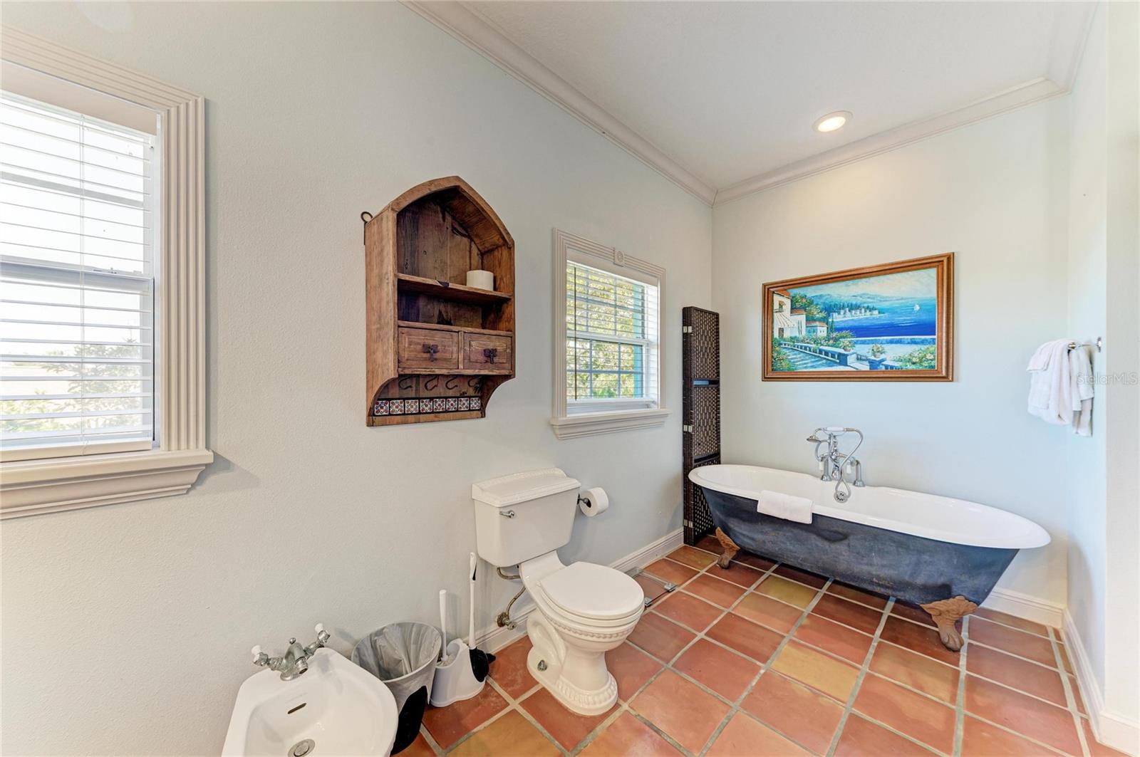 4003 5TH AVE — photo 33
