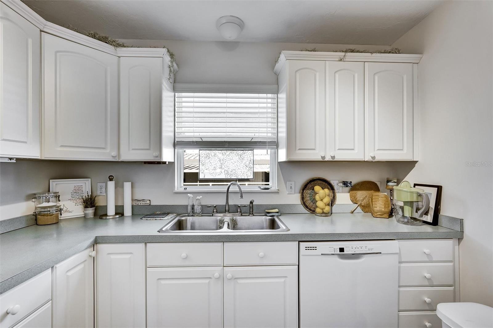 10315 CORTEZ RD W #19H — photo 14