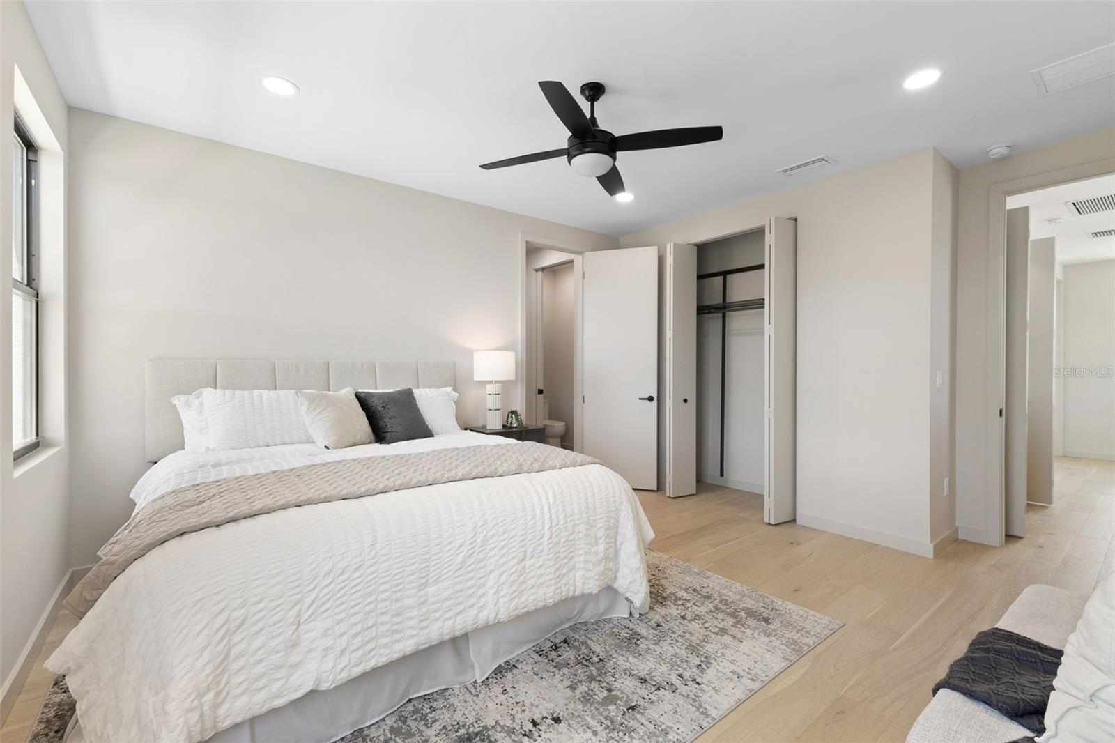 2205 16TH ST N — photo 41