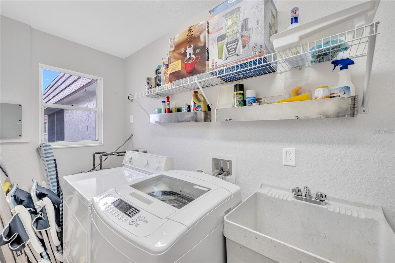 2401 RIVERBLUFF PKWY #V240 — photo 30