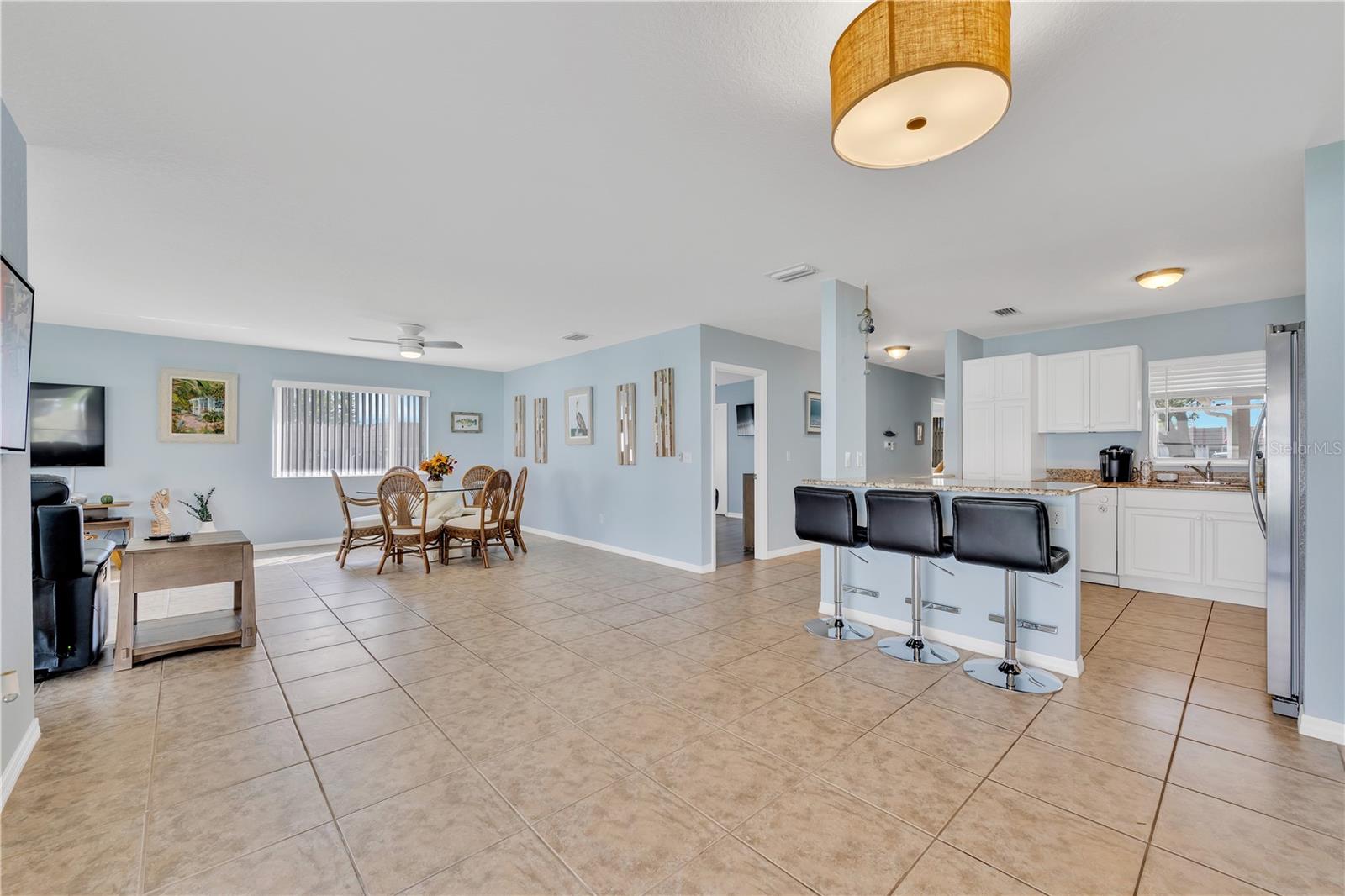2401 RIVERBLUFF PKWY #V240 — photo 10