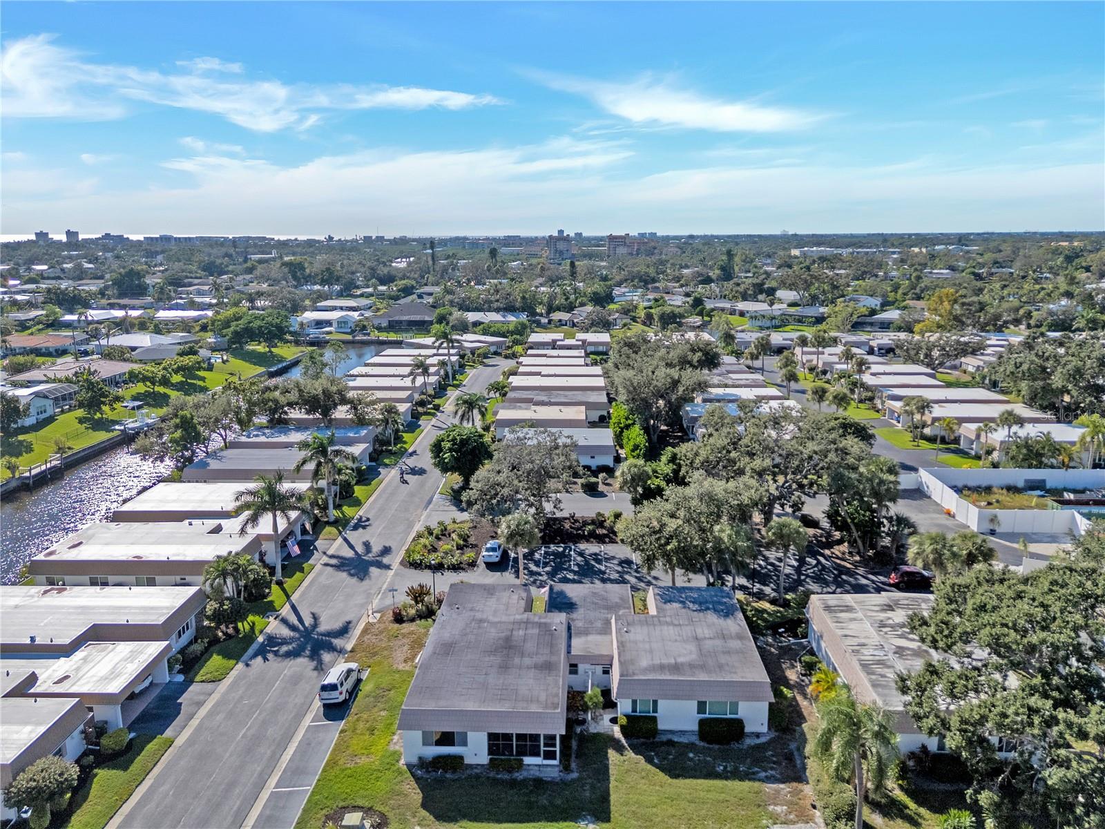 2401 RIVERBLUFF PKWY #V240 — photo 42