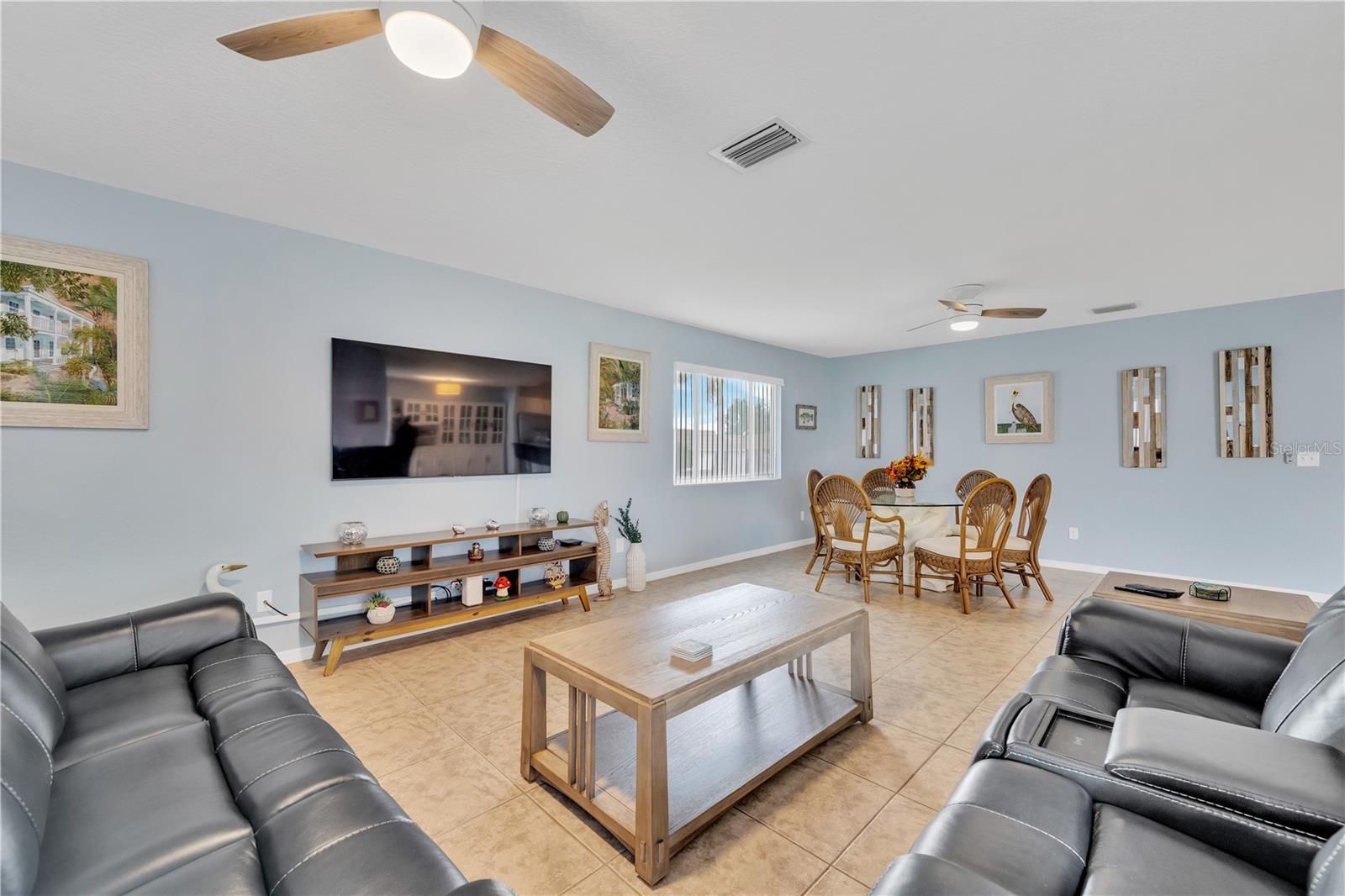 2401 RIVERBLUFF PKWY #V240 — photo 4