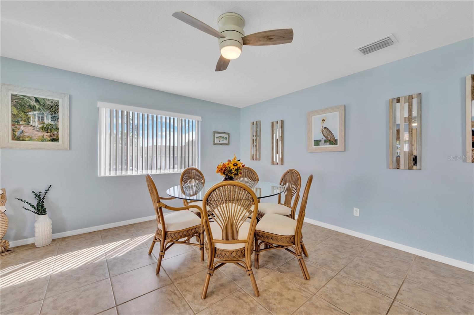 2401 RIVERBLUFF PKWY #V240 — photo 6