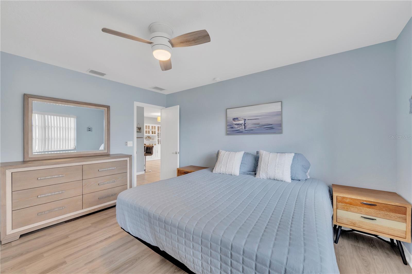 2401 RIVERBLUFF PKWY #V240 — photo 23