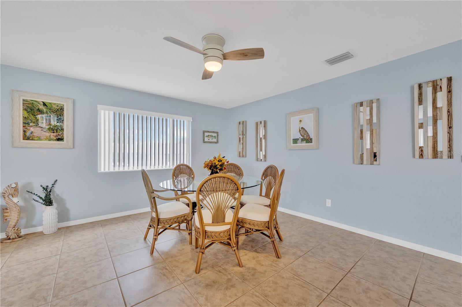 2401 RIVERBLUFF PKWY #V240 — photo 5