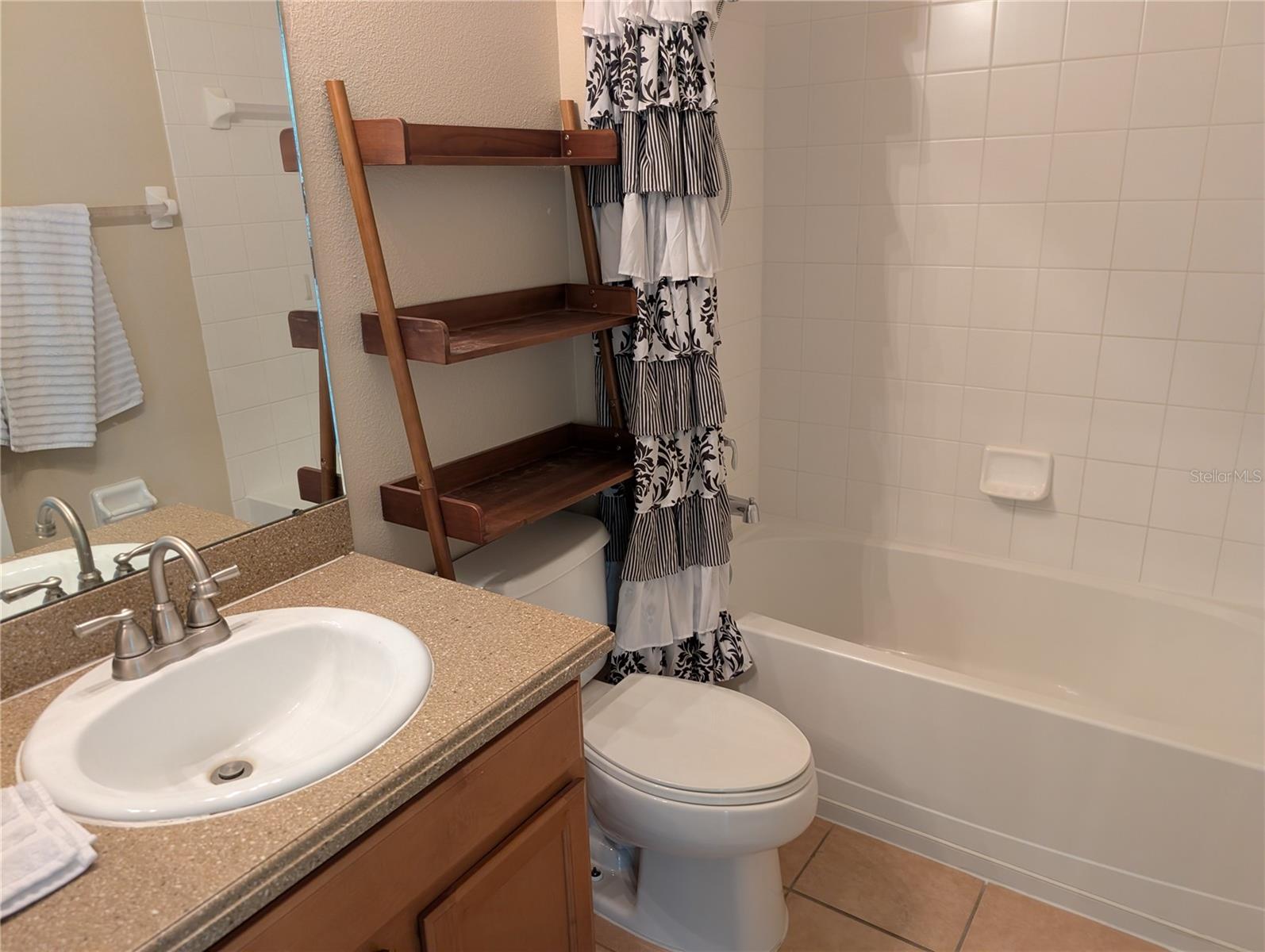 7343 FOREST MERE DR — photo 21