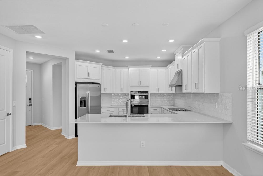 6932 PRAIRIE OAK WAY — photo 9