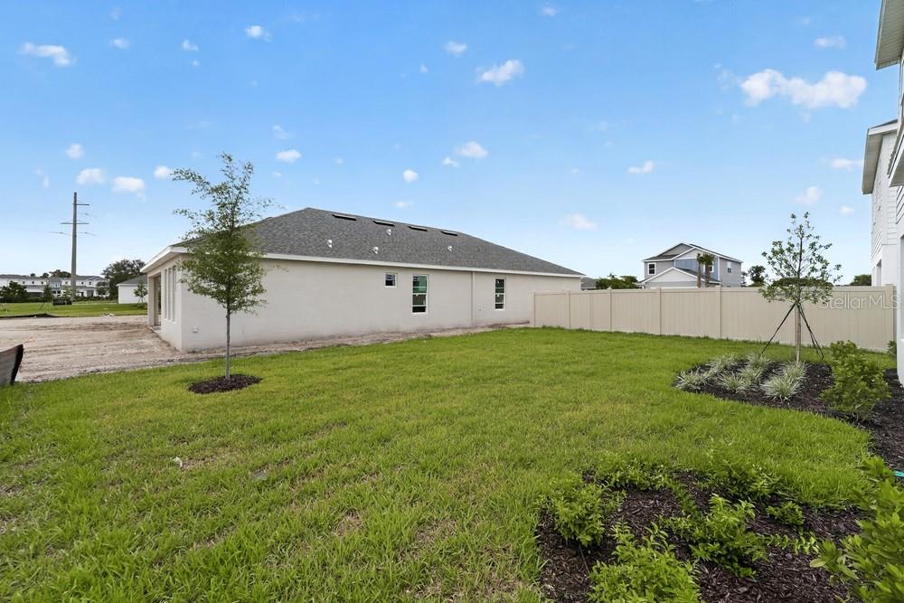 6932 PRAIRIE OAK WAY — photo 36