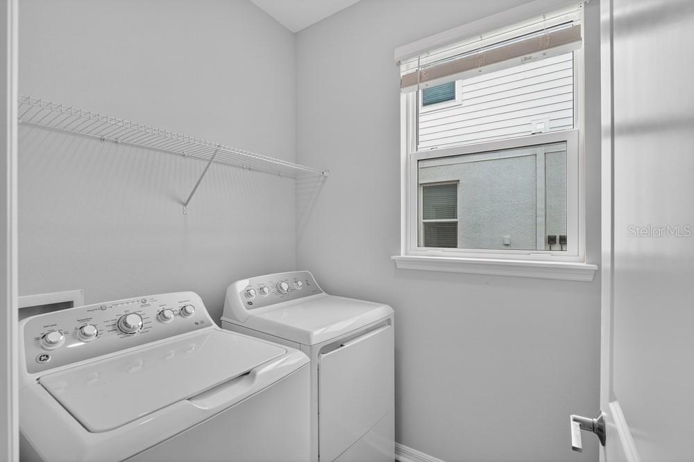 6932 PRAIRIE OAK WAY — photo 33