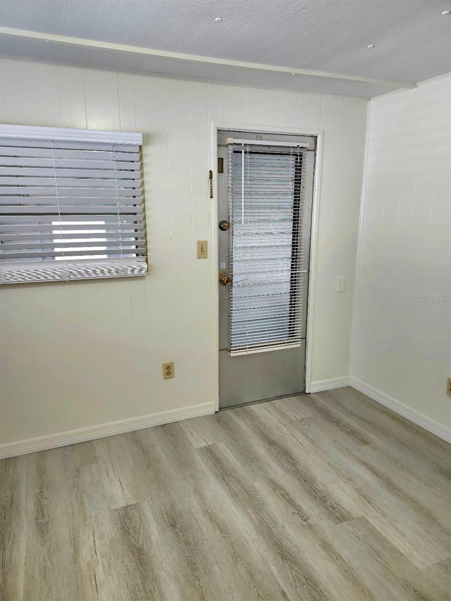 6505 KANSAS ST — photo 13