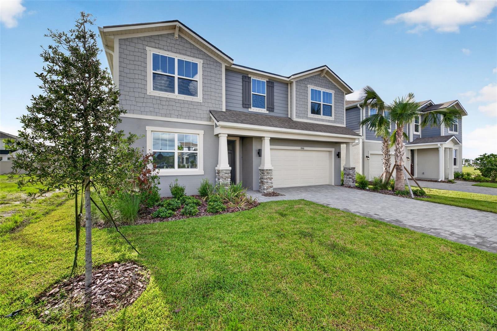 9240 DERBYSHIRE DR — photo 2