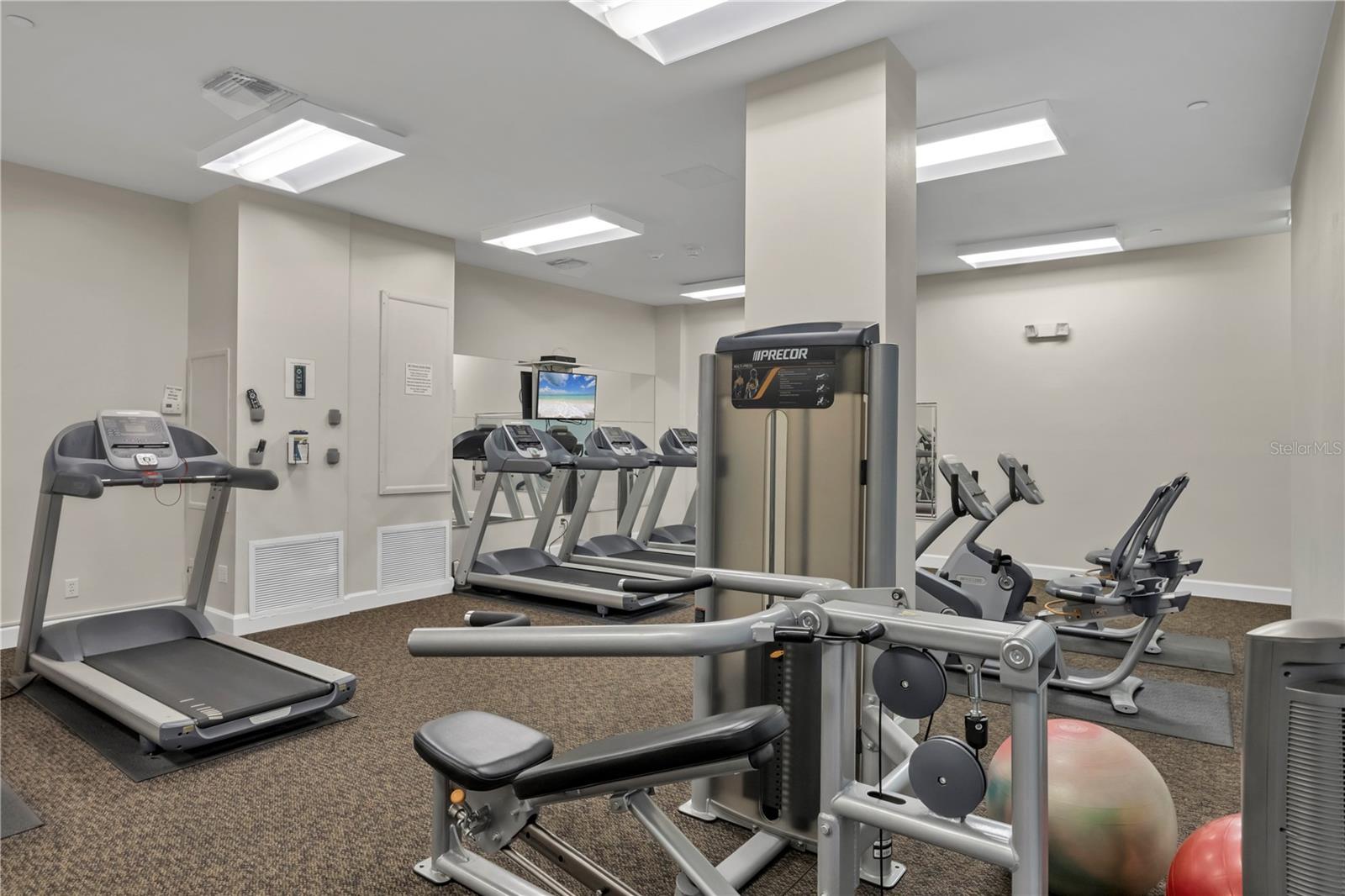 1212 BENJAMIN FRANKLIN DR #508 — photo 35