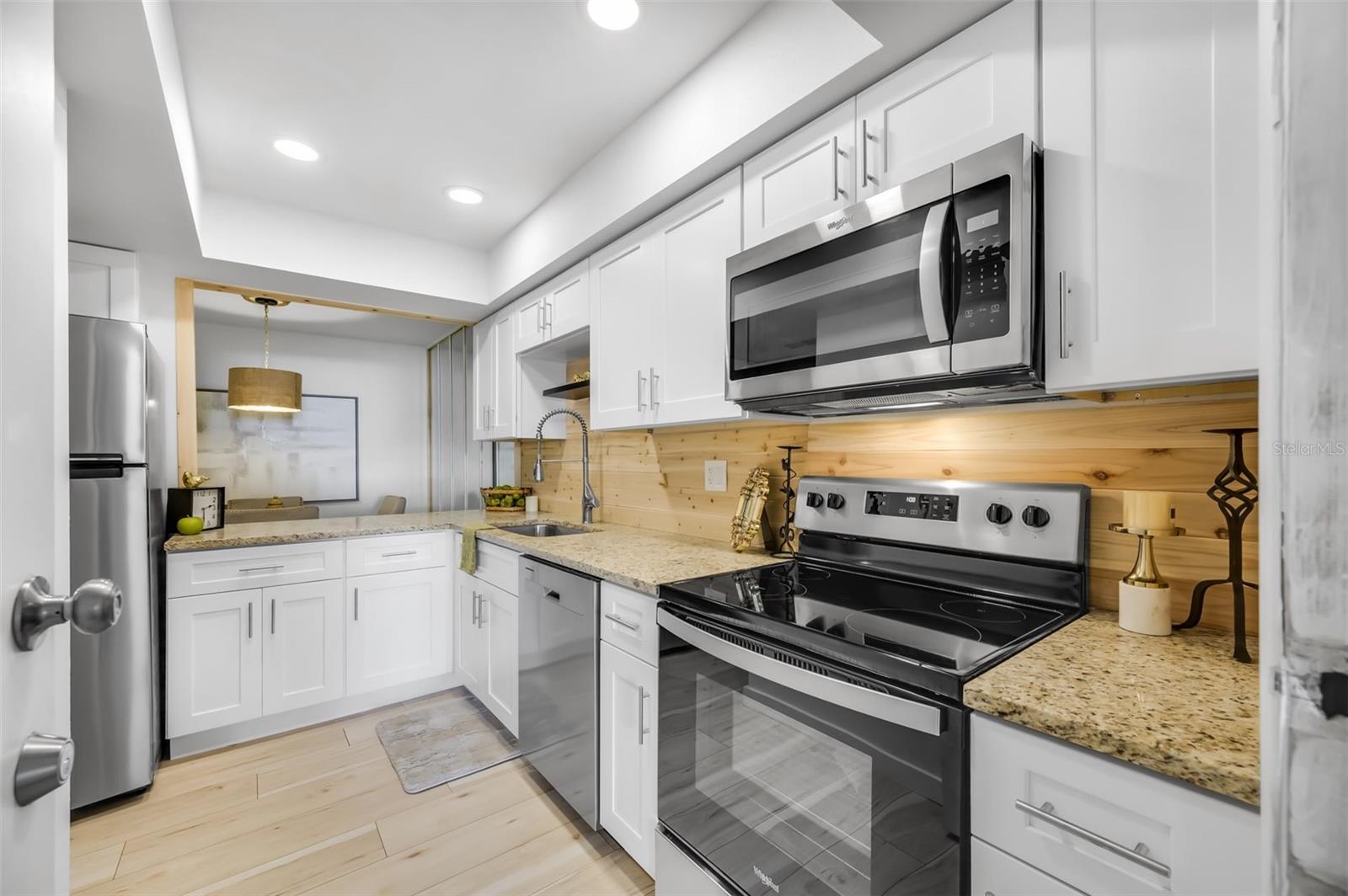 2900 LICHEN LN #B — photo 9