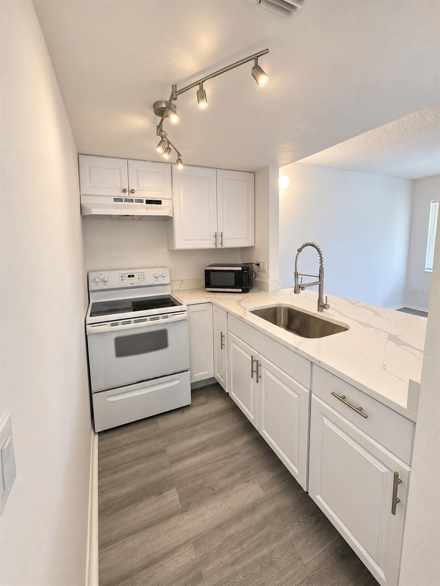 7141 E BANK DR #7141 — photo 4