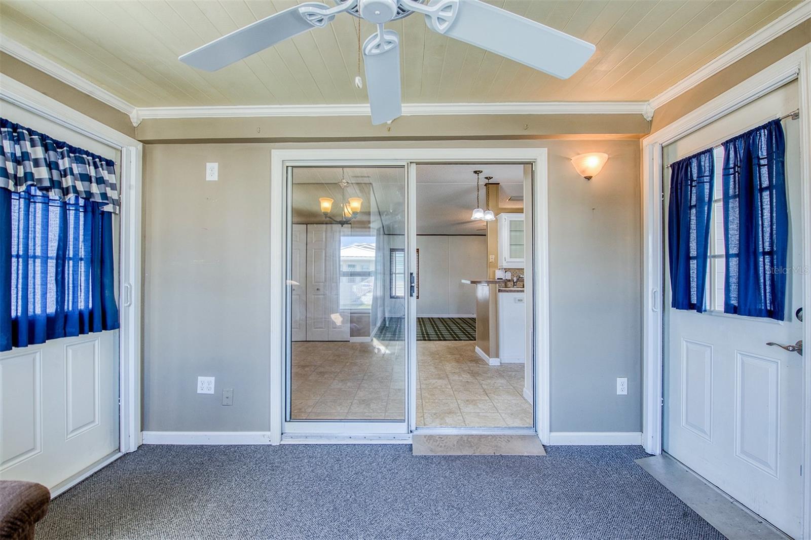 403 BLUE MARLIN DR — photo 15