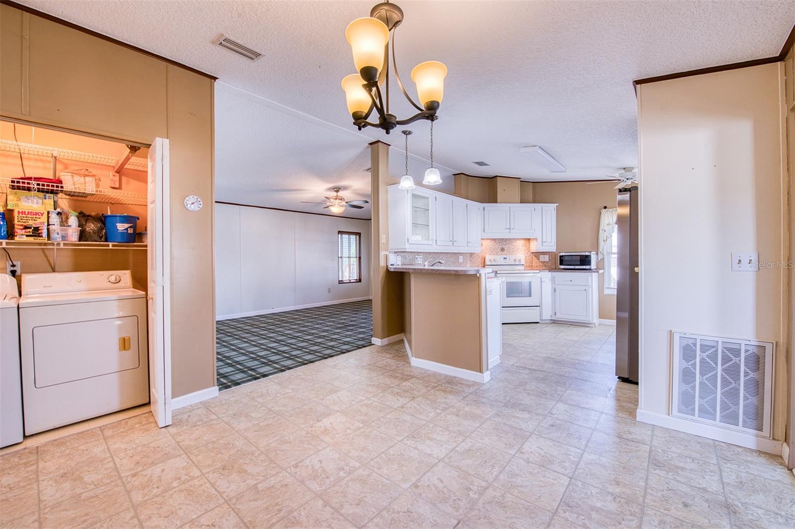 403 BLUE MARLIN DR — photo 8