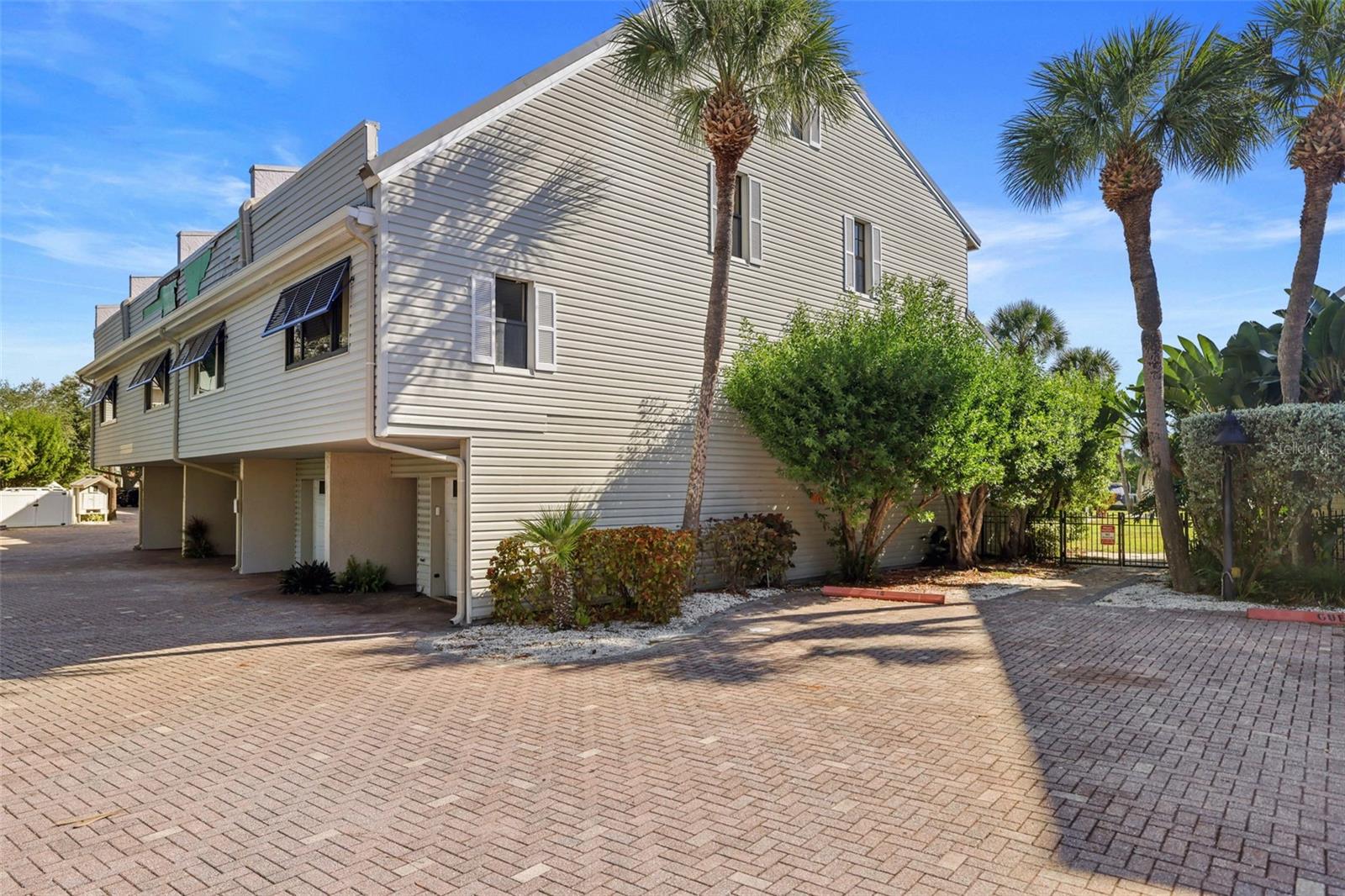 1355 PINELLAS BAYWAY S #19 — photo 2