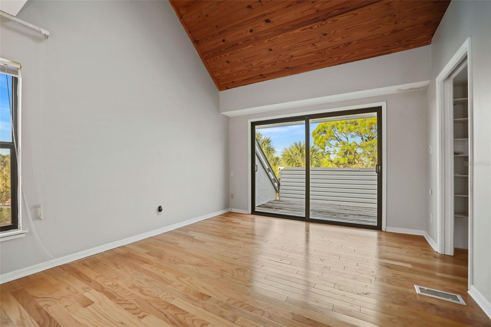 1355 PINELLAS BAYWAY S #19 — photo 12