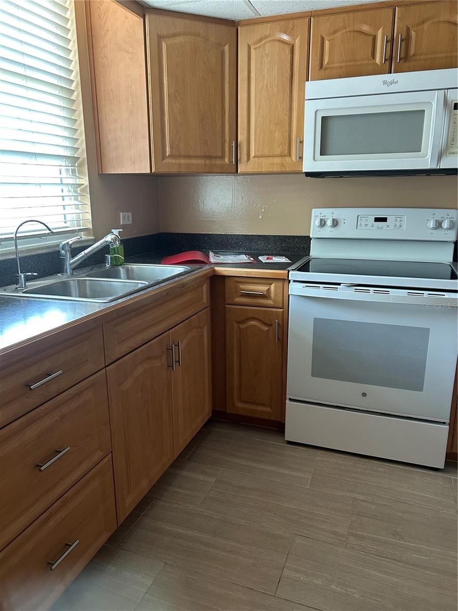 108 CLOCKTOWER DR #261 — photo 4
