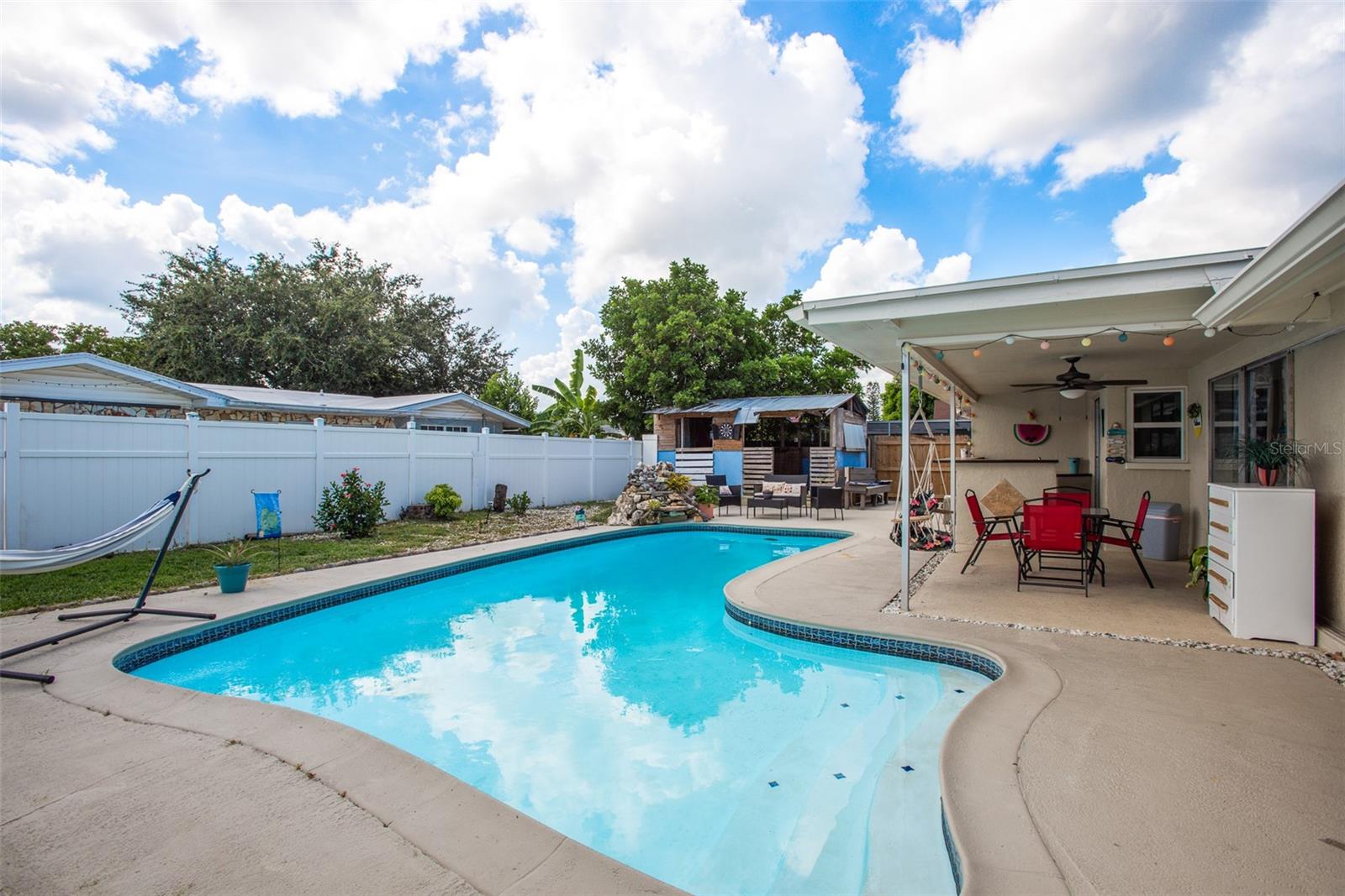 8906 CATALINA DR — photo 2