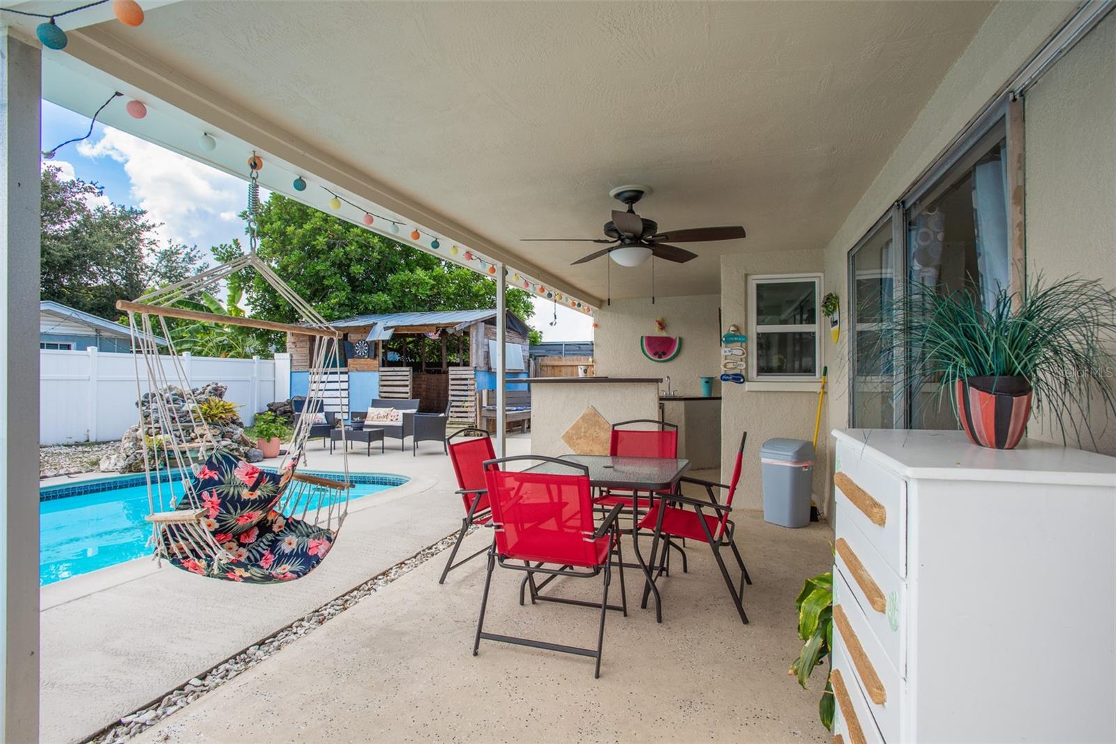 8906 CATALINA DR — photo 4