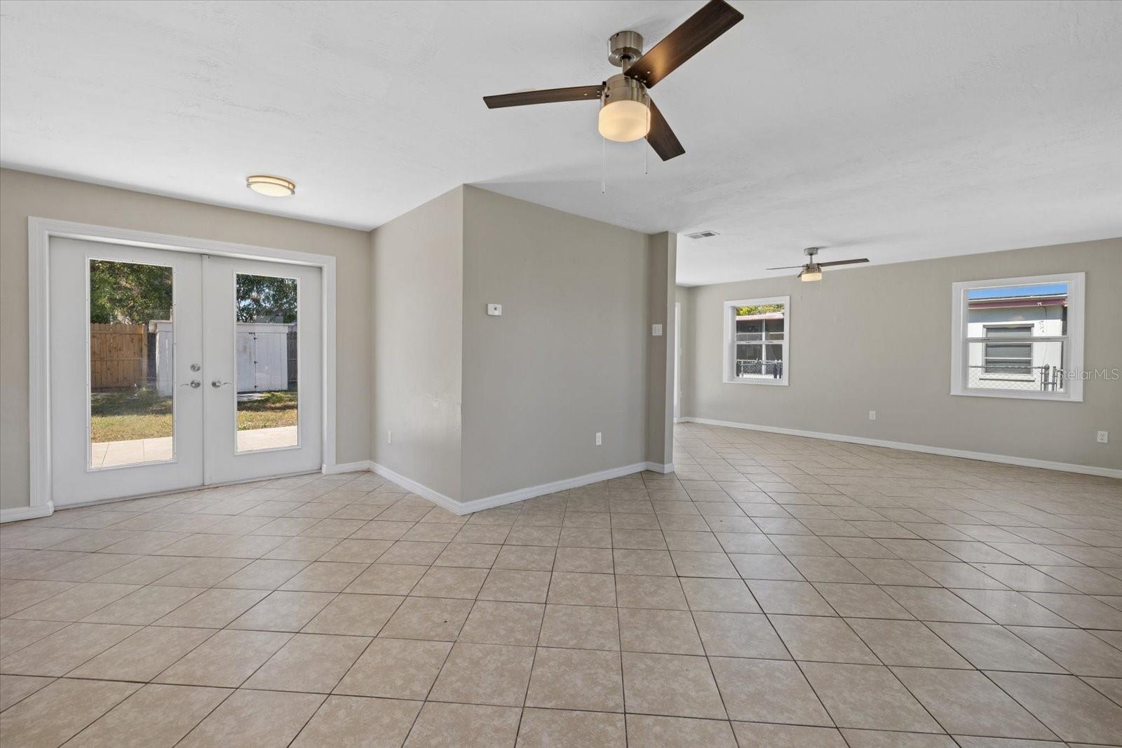 6024 MERRIL ST — photo 7