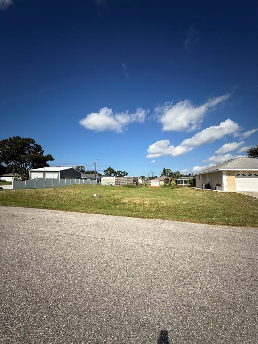 UNICORN RD — photo 3