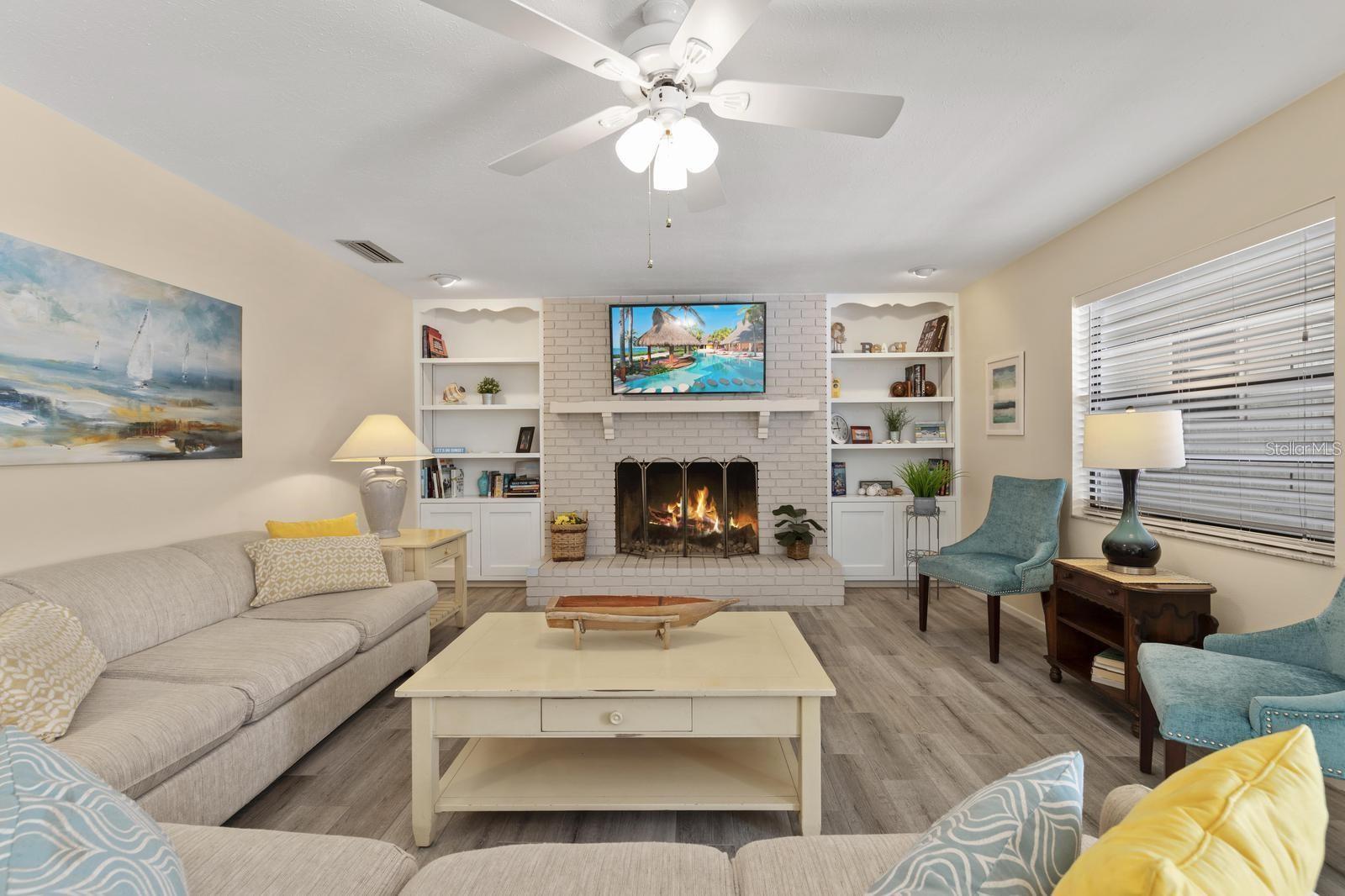 1895 BUCCANEER CIR — photo 11