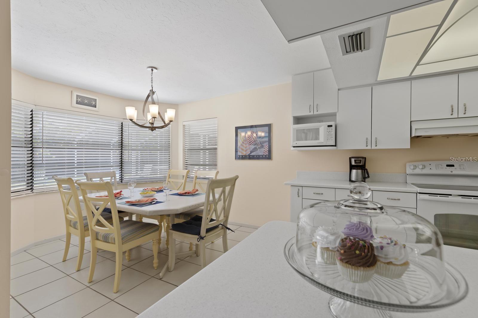 1895 BUCCANEER CIR — photo 5