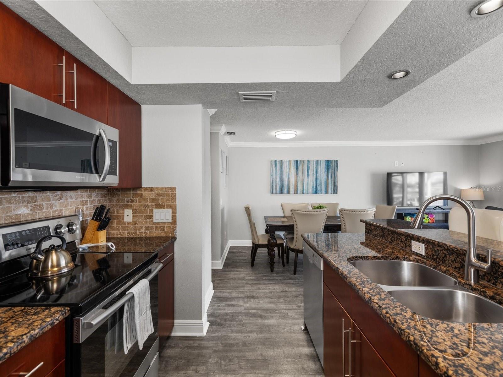 185 BRIGHTWATER DR #6 — photo 9