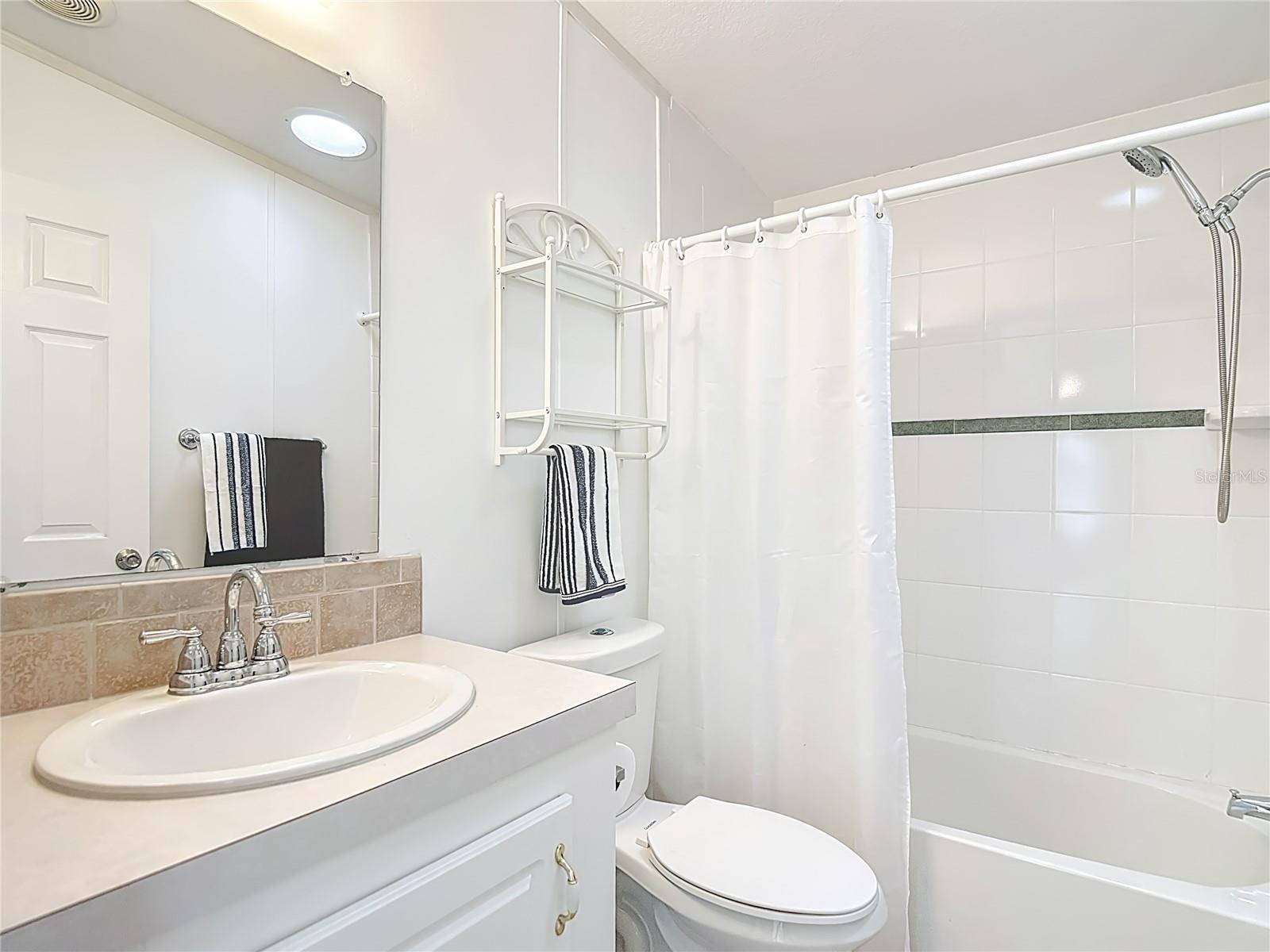 5745 PAWNEE ST — photo 36