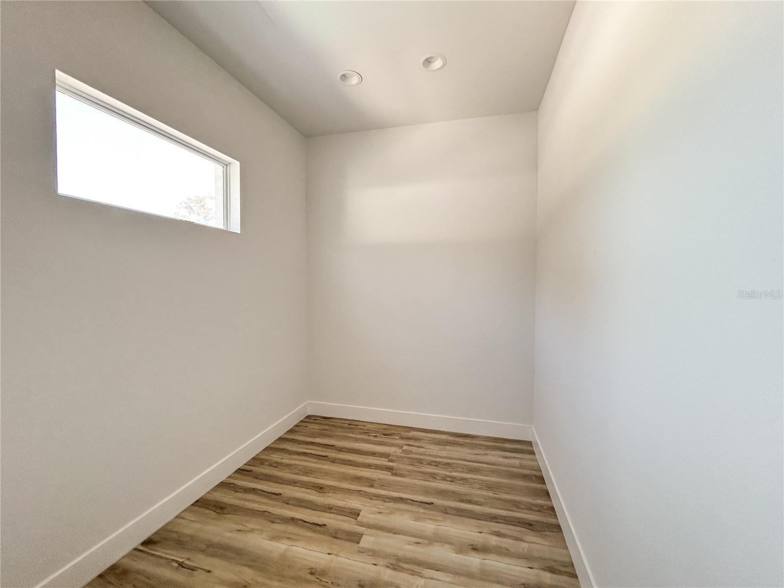 407 GEORGIA AVE — photo 24