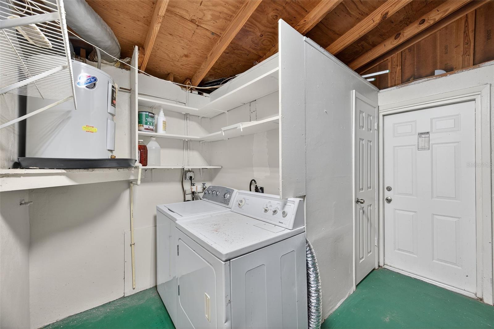 10102 GLEN MOOR LN — photo 29
