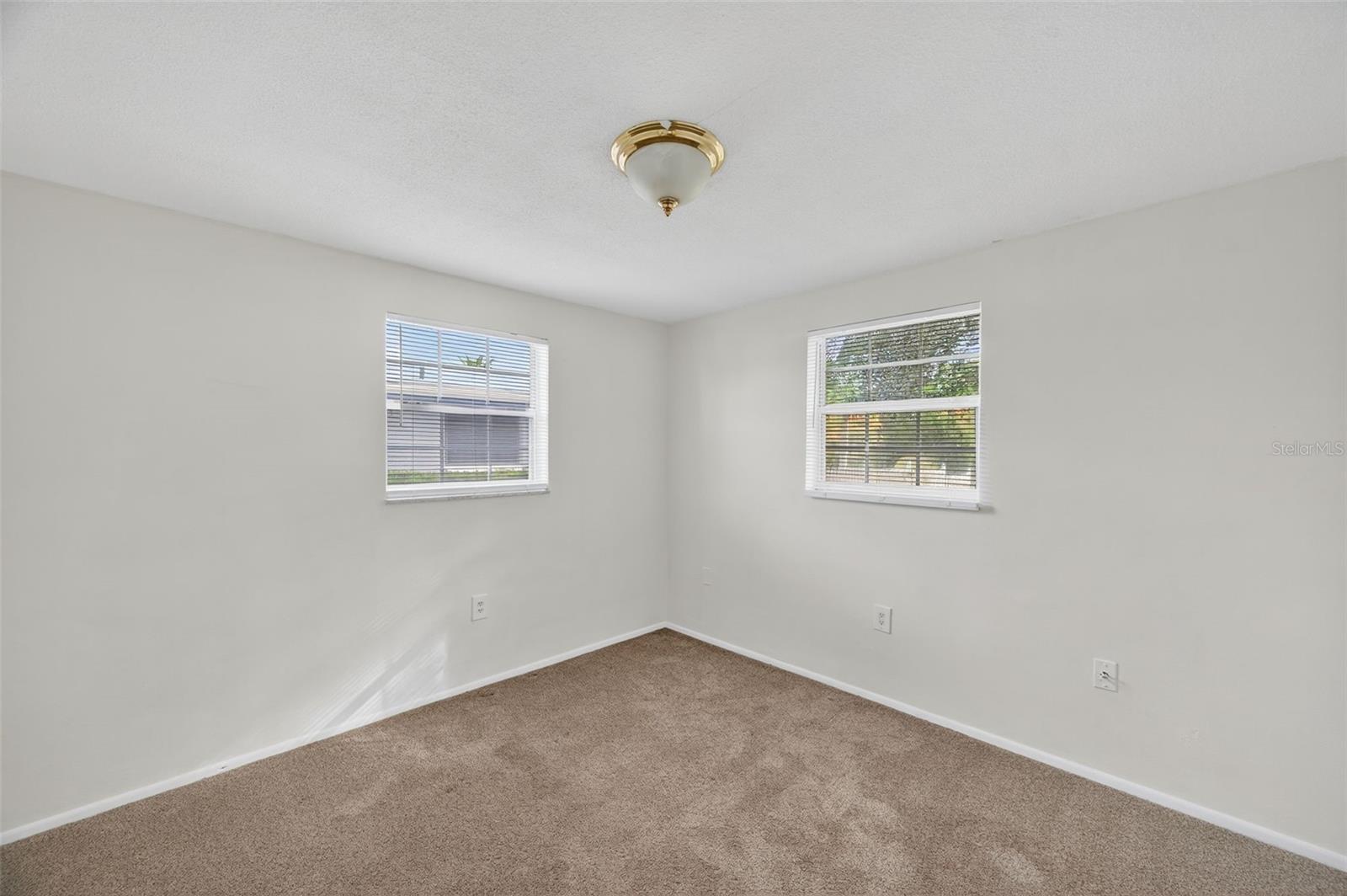 10102 GLEN MOOR LN — photo 23