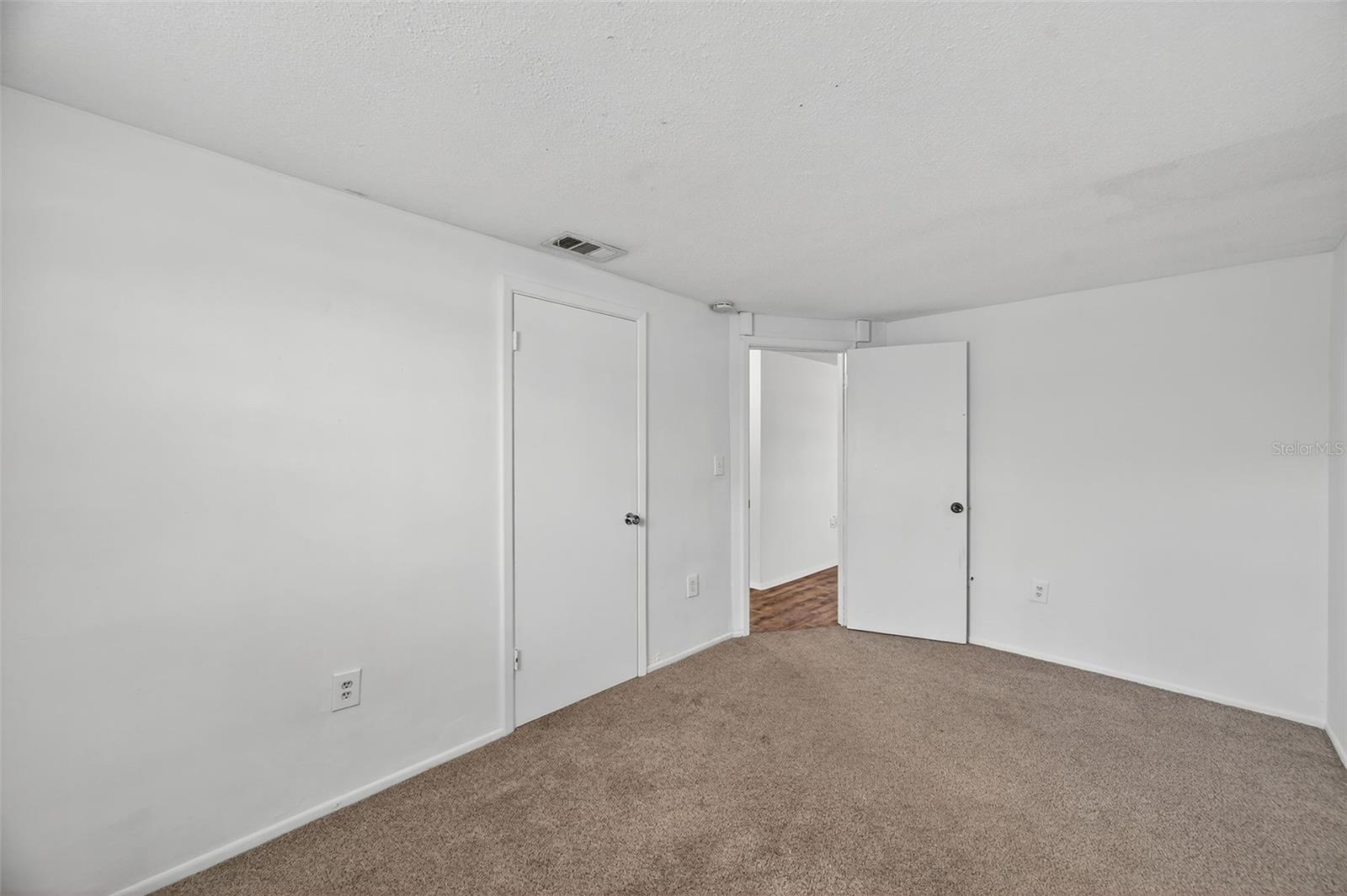 10102 GLEN MOOR LN — photo 21