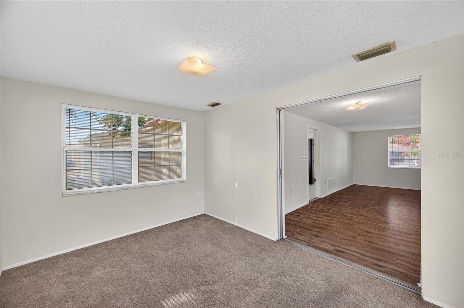 10102 GLEN MOOR LN — photo 34