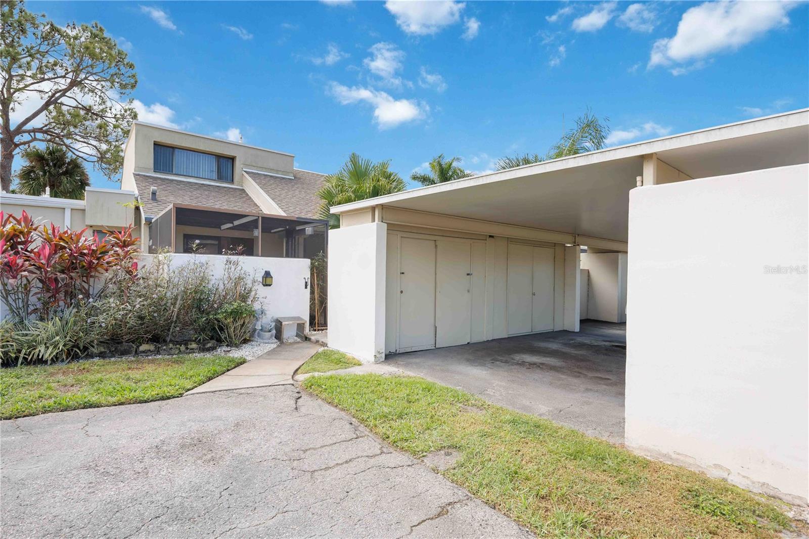2767 HORSESHOE CT #Q-3 — photo 3