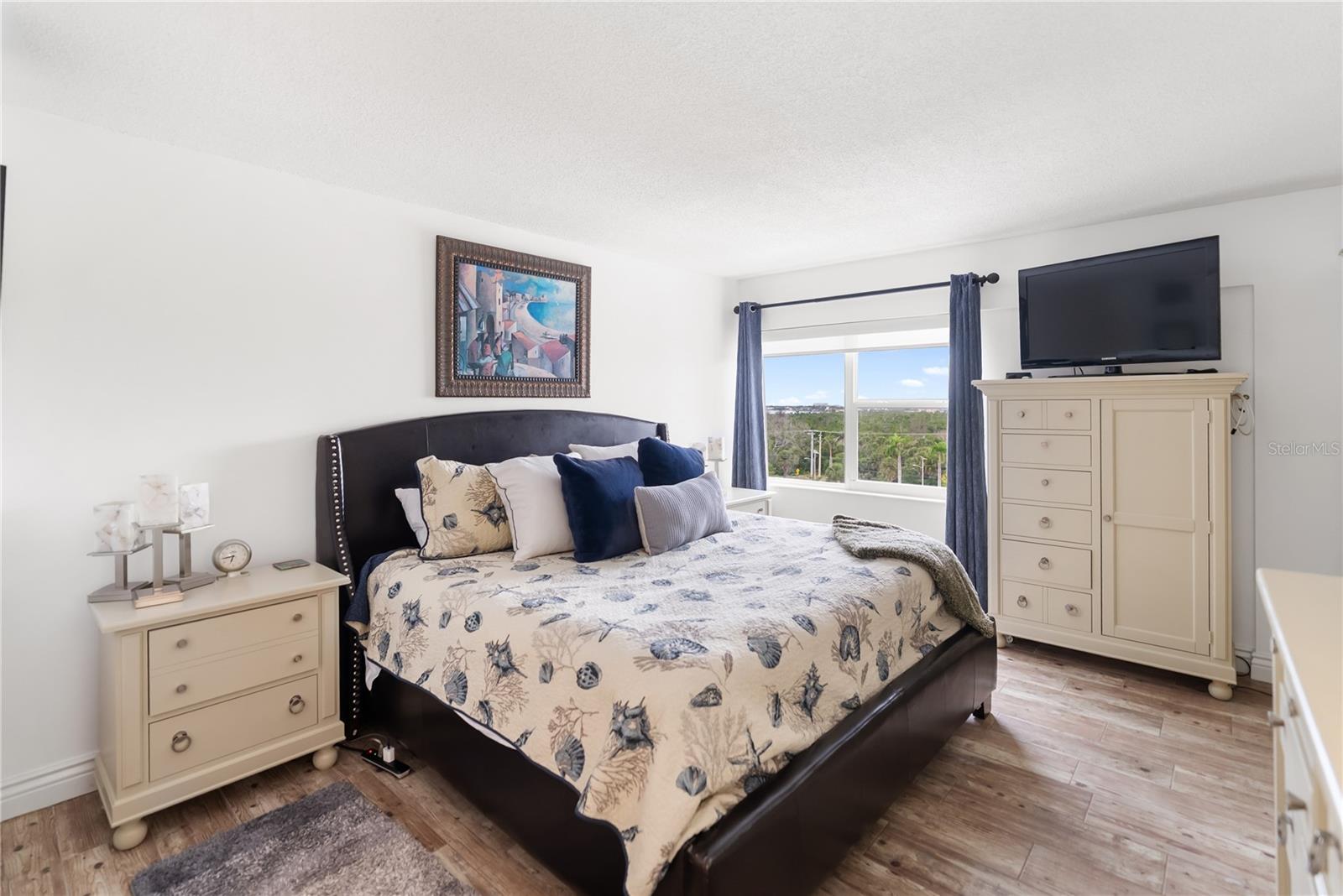 1750 BENJAMIN FRANKLIN DR #6G — photo 28