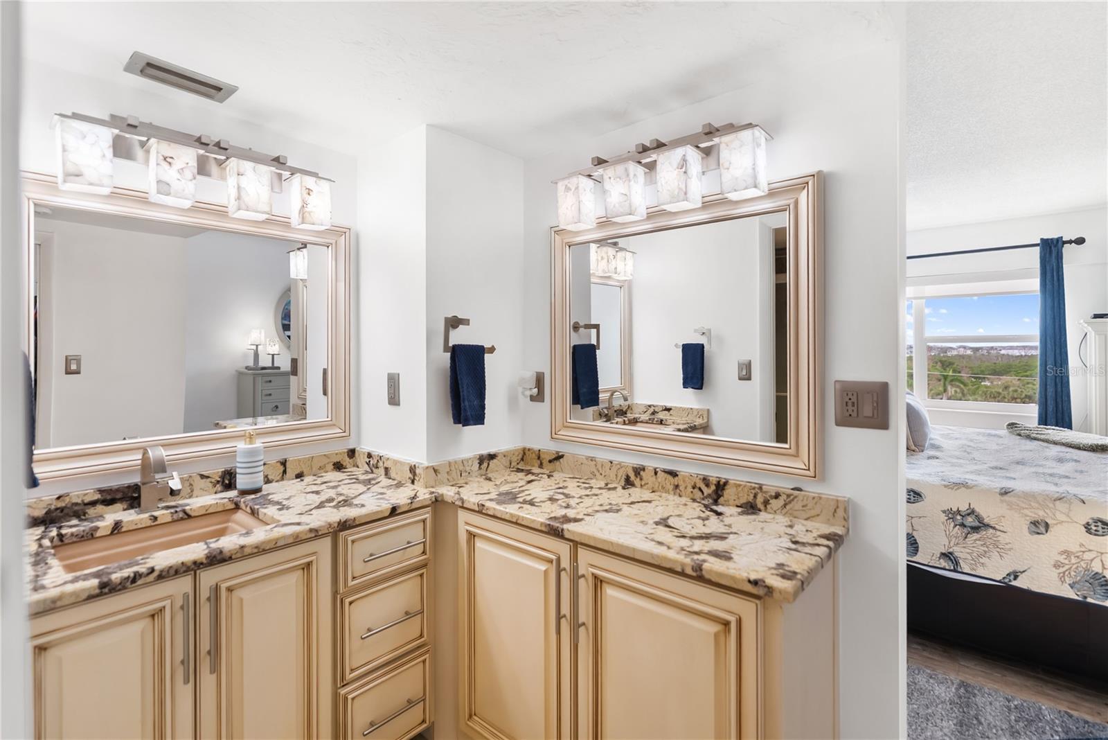 1750 BENJAMIN FRANKLIN DR #6G — photo 25