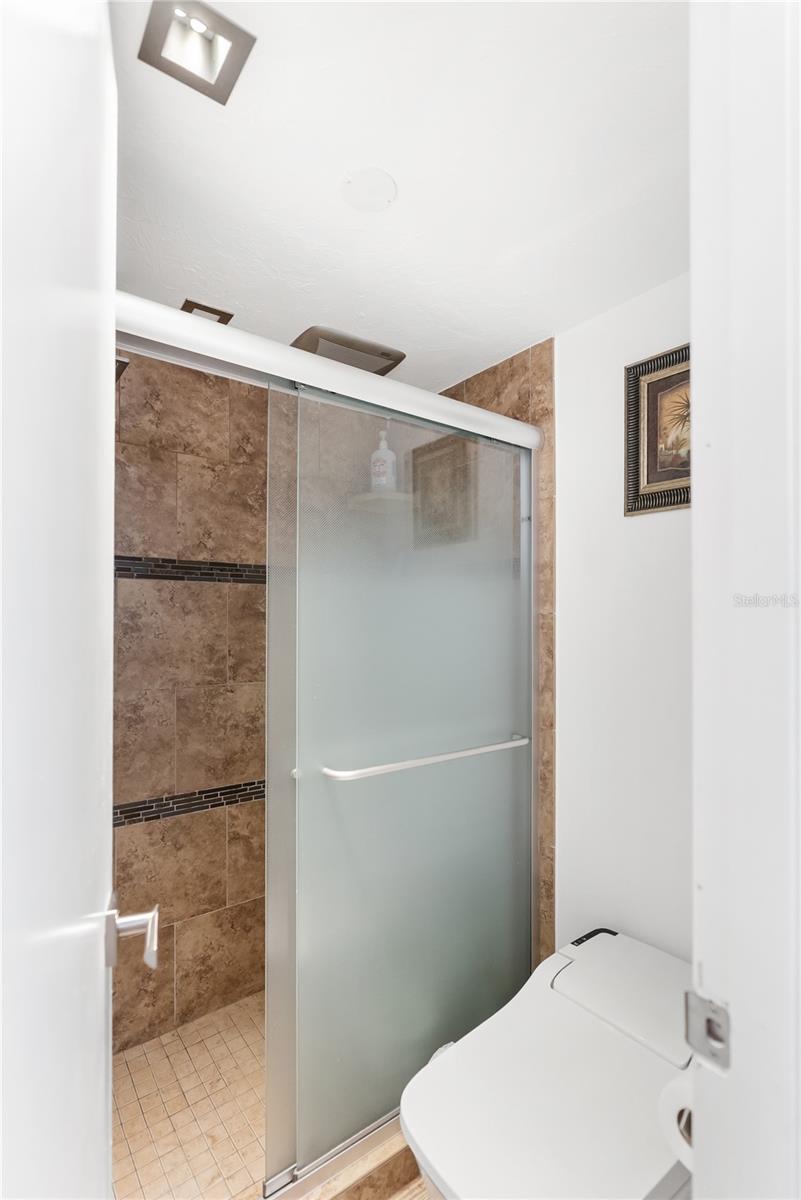 1750 BENJAMIN FRANKLIN DR #6G — photo 30