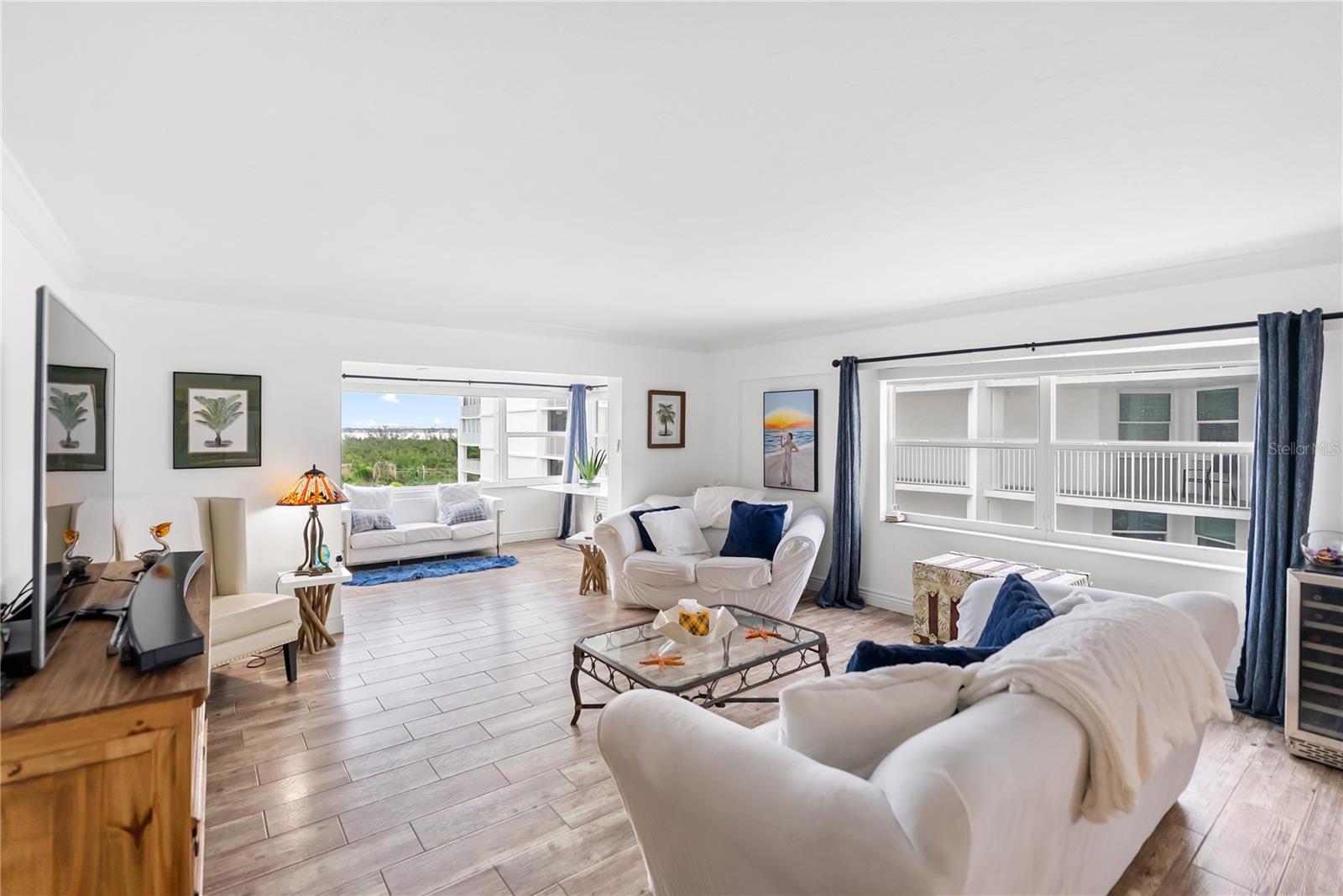 1750 BENJAMIN FRANKLIN DR #6G — photo 5
